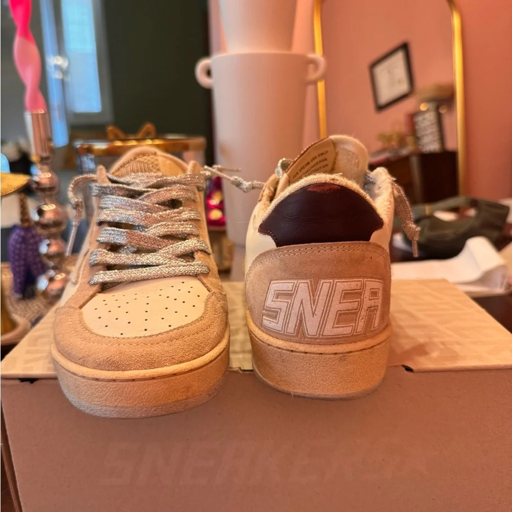 Golden Goose Tan and Cream Star Sneakers - Picture 2 of 5